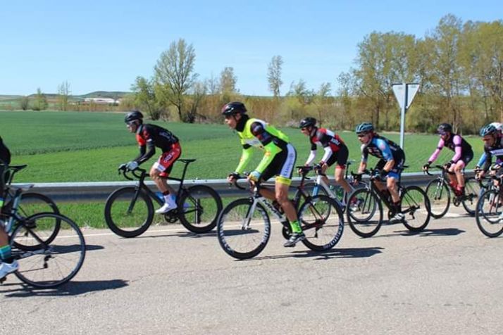 Competición deportiva en la que participa el E.Leclerc Soria-Seguros Adolfo Rejas.