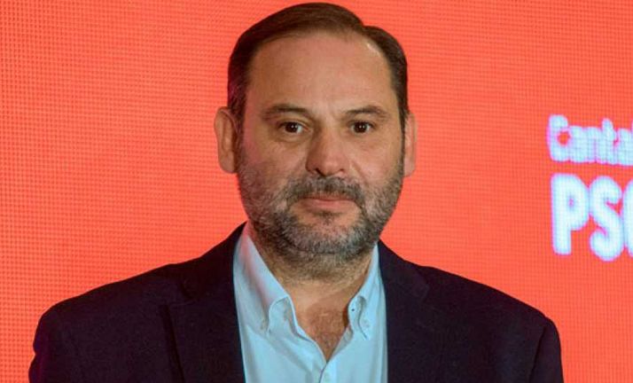 José Luis Ábalos, en un acto electoral del PSOE. 