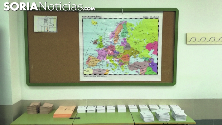 Papeletas en un colegio electoral de la provincia. /SN