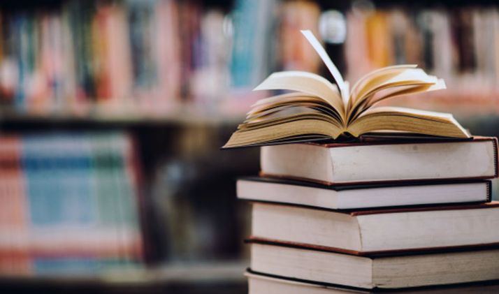 El título Vuelve, a debate este martes en el Casino