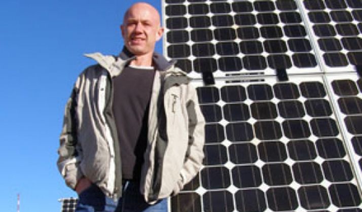 Luis Hernández, autor de la obra. 