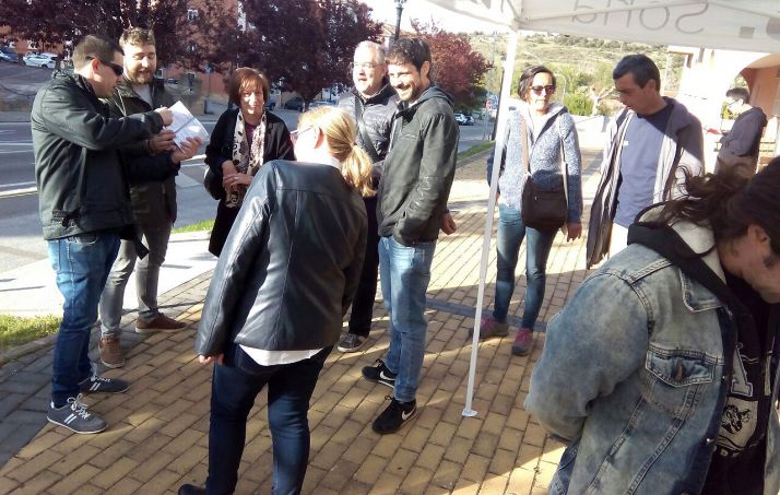 Miembros de la formación en el barrio de San Pedro, en la capital.