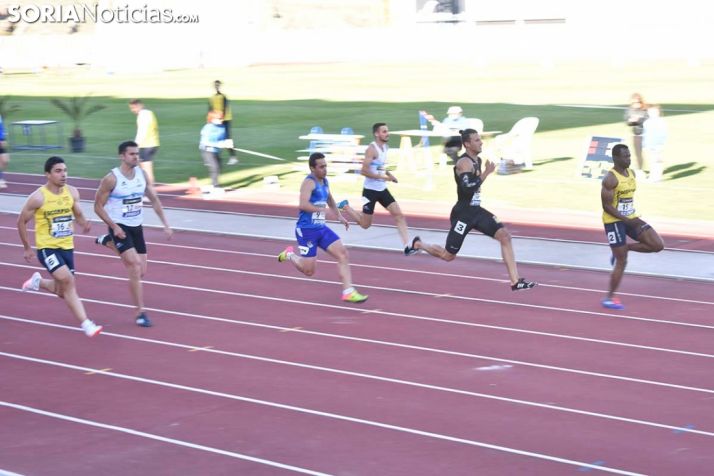 Atletismo puro en Los Pajaritos para estrenar la División de Honor