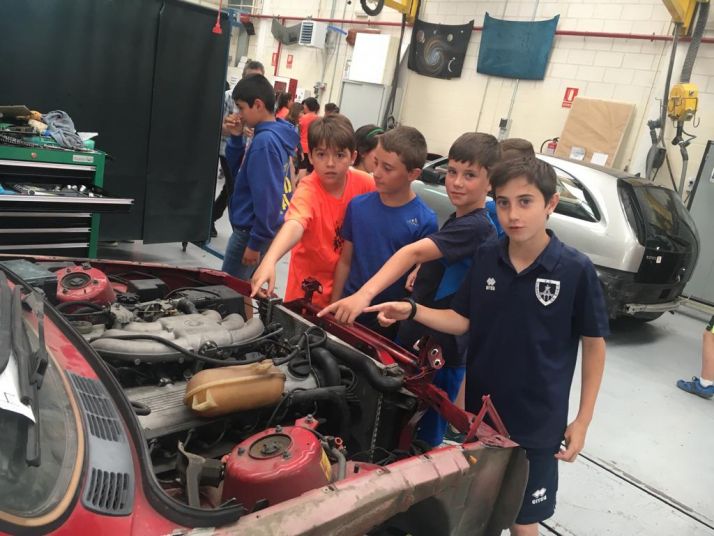 111 alumnos descubren la FP del Pico Frentes donde se aprende haciendo