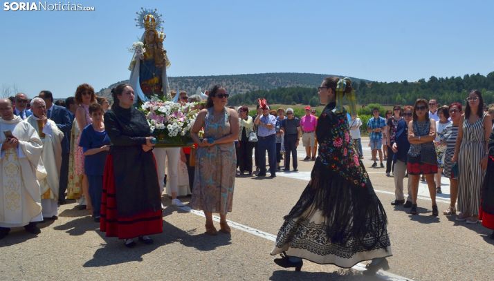 Una imagen de la romería a su paso por la N-234. /SN
