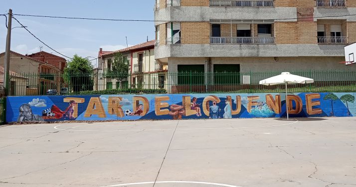 Tardelcuende también se suma a los murales urbanos
