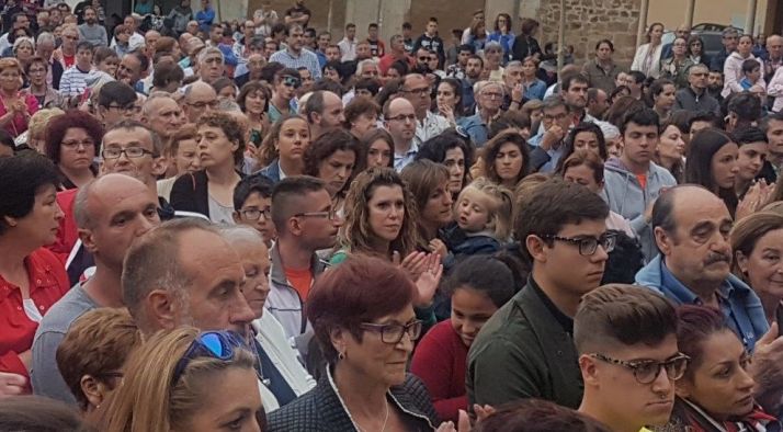 Manifestación en Salas contra el crimen machista