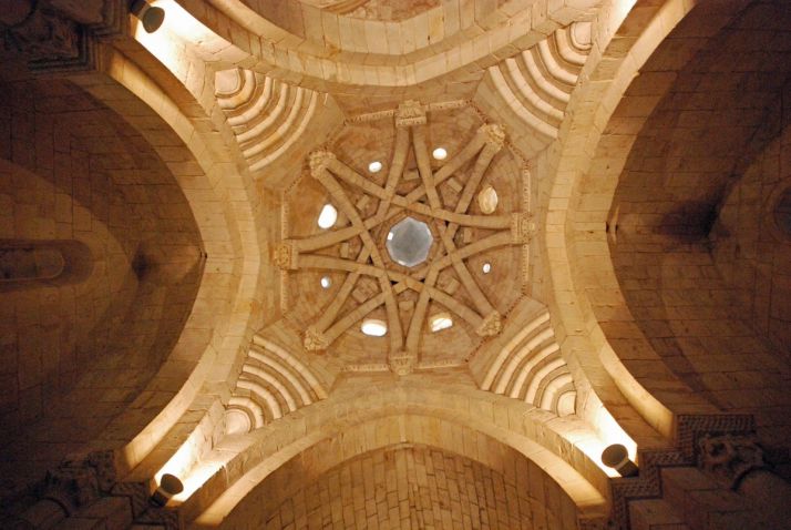 Turismo Castilla y León celebra en Twitter los 100.000 seguidores