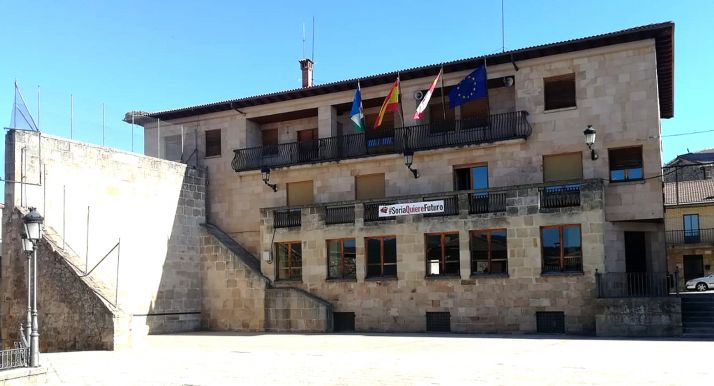 Imagen de la casa consistorial durolense. 