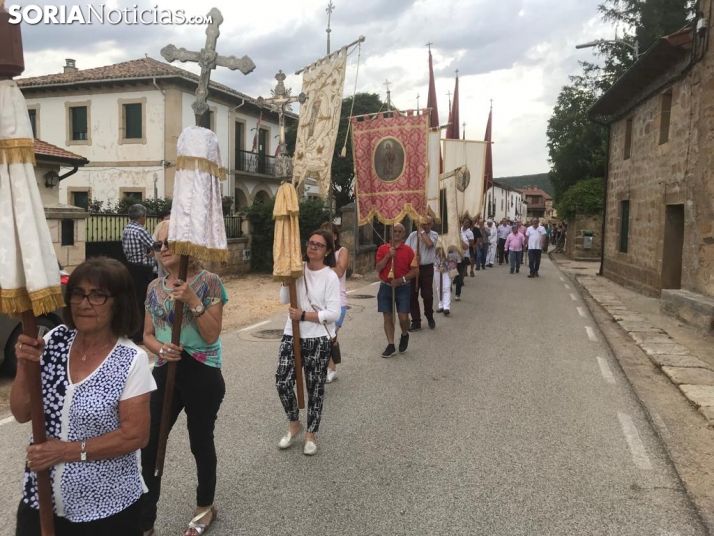 FOTOS: El Royo muestra su devoción por la Virgen del Castillo