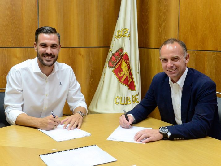 Palacios confirma que el Real Zaragoza pagó 450.000€ por Atienza