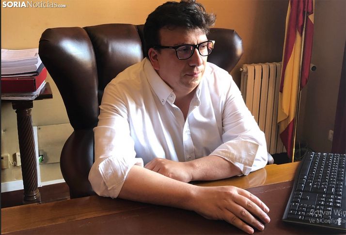 Jesús Cedazo atiende a Soria Noticias. /Daniel Alcalde