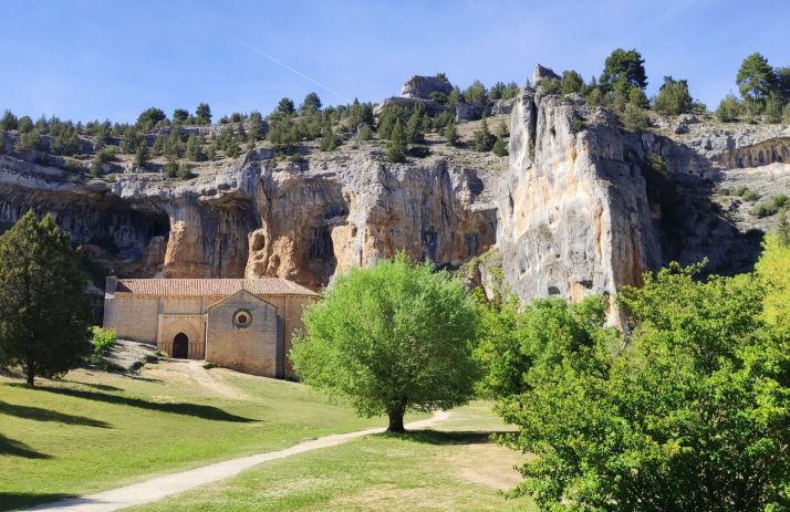 La romería de San Bartolomé inundará de devoción el Cañón del Río Lobos