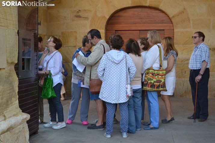 Los sorianos guardan cola para asistir al Otoño Musical
