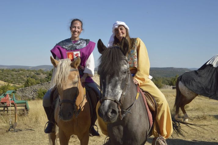 Fotos: 2 mujeres protagonistas por primera vez en la Soldadesca de Iruecha