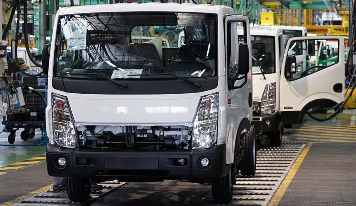 Nissan NT400 Cabstar en la línea final de la planta de Ávila. /Nissan 