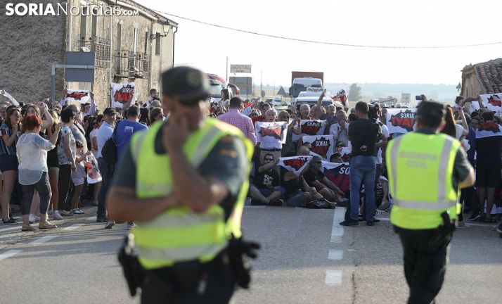 Concentración en la N-122 en Villaciervos el 23 de agosto del año pasado. /SN 