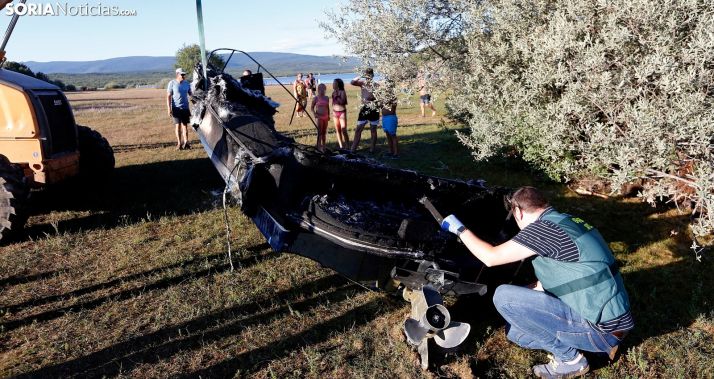 Una mujer, evacuada en helicóptero a Valladolid tras estallar una embarcación en el pantano