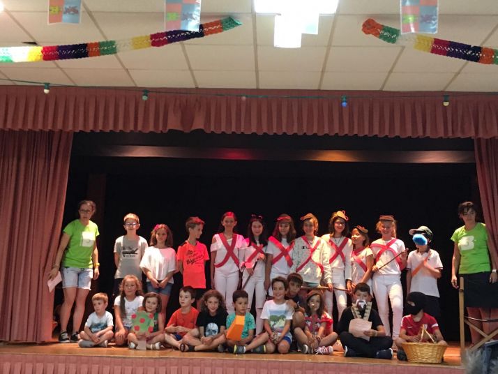 Una `escuelita´ que mantiene muy viva la historia de Sotillo del Rincón