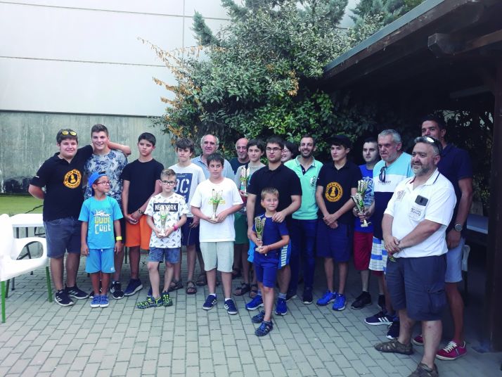 El ajedrez tira en Almazán, gracias al movimiento que genera el equipo Golden Pawns.