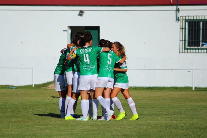 Con autoridad, el CD San José arrasó al Santa Marta de Tormes en Garray. Izana Silva