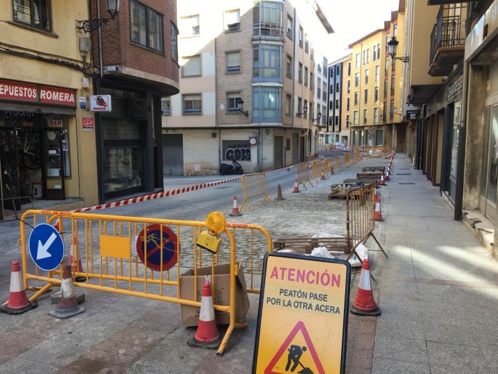 El Grupo Popular se opone a seguir adoquinando las calles de la ciudad