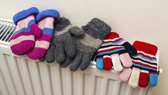 Conflictos bélicos petrolíferos que aceleran la transición renovable