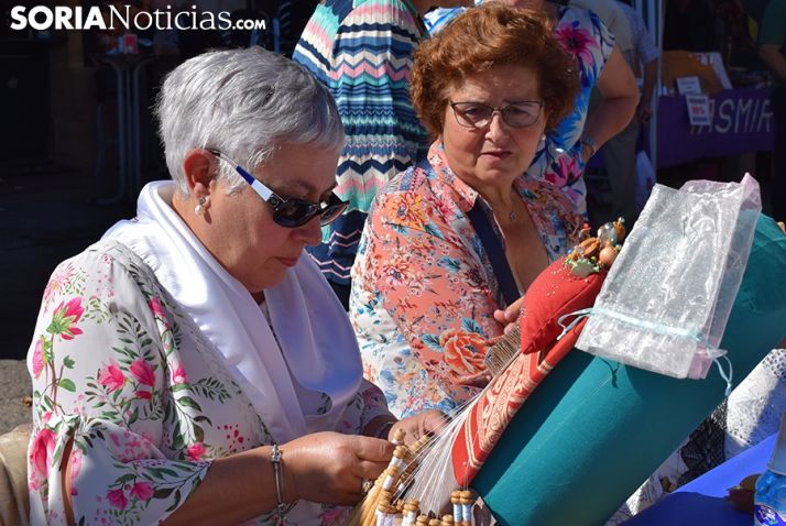 Encuentro de encajeras de bolillos en Soria. /S.N.