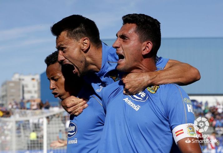 El Fuenlabrada rescató un punto en el Fernando Torres ante el Rayo Vallecano (2-2). LaLiga