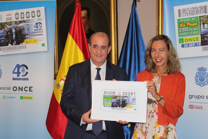 El cupón de la ONCE celebra el 40 aniversario de la incorporación de la mujer a la Policía Nacional