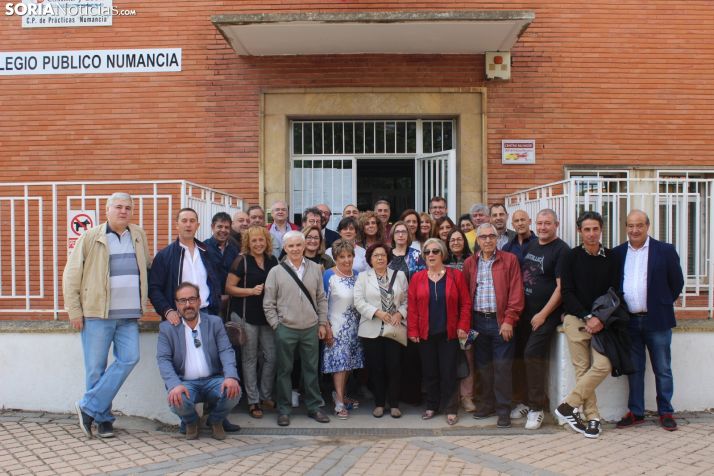 Los maravillosos 70. Volviendo a Las Anejas, la promoción del 69 recuerda viejos tiempos