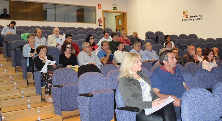 Asistentes a la asamblea de este viernes. 