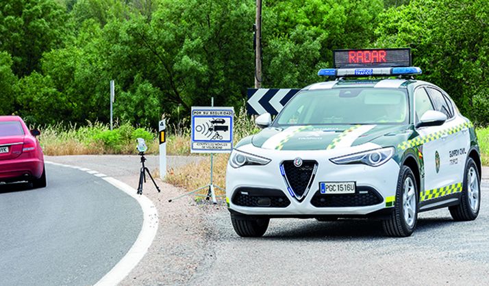 Investigado un conductor tras circular a 215 km/h en la SO-20