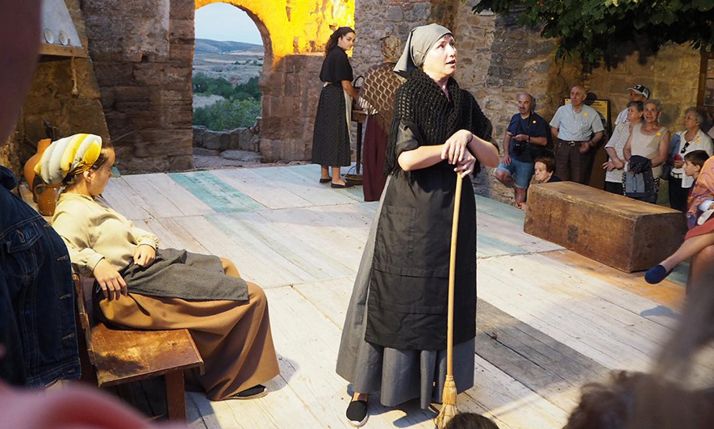 Una escena de las Rutas teatralizadas de este verano. /Yolanda Aroz.