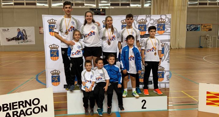 Badmintonianos sorianos desplazados a Aljafarín. 