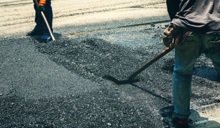 Prohibición de aparcar en varias calles de la capital por trabajos de asfaltado