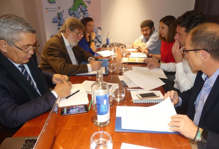 La Red SSPA se reúne con agentes sociales en Medinaceli para estudiar medidas de futuro