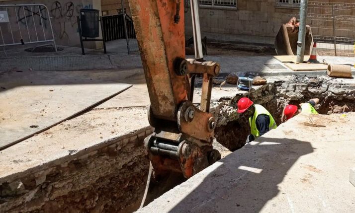 Trabajos de la red en Venerable Carabantes.