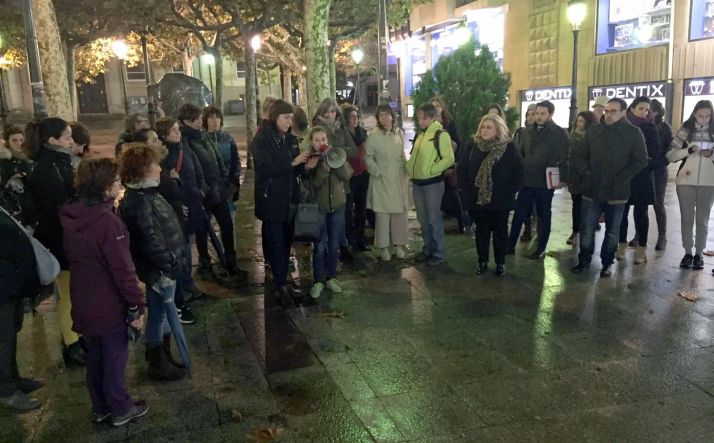 Una imagen de la concentración esta tarde de lunes. 