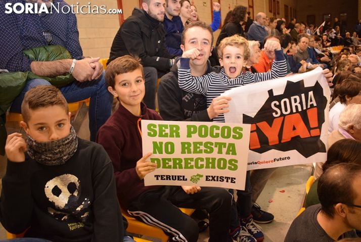 Galería: dos aficiones hermanadas, en la lucha de la España Vaciada