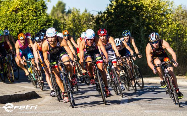 La provincia albergará en 2020 cuatro pruebas nacionales de la Federación de Triatlón