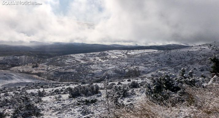 Una imagen del puerto de Oncala esta mañana. 