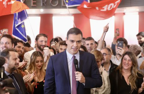 10N directo:el PSOE baja a 120, PP sube a 87 y VOX se coloca como tercer partido de España con 52 escaños