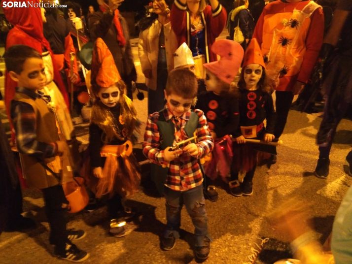 Camaretas se llena de los personajes más terroríficos por Halloween