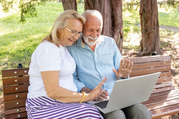 Taller sobre Gestión Preventiva de la Edad en FOES