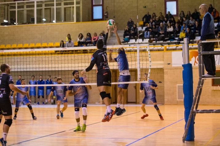 El Moreno Sáez Sporting CV Soria se muestra intratable y vence a CUV Alcorcón por 3-1.