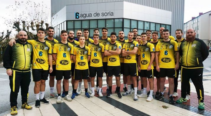 El BM Soria hace los deberes, insiste en el coliderato y reina en el Principado (28-31)