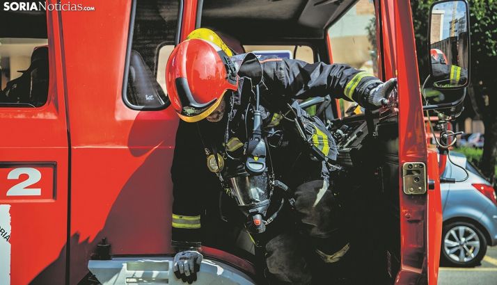 Un bombero del SEIS en una imagen de archivo. /SN