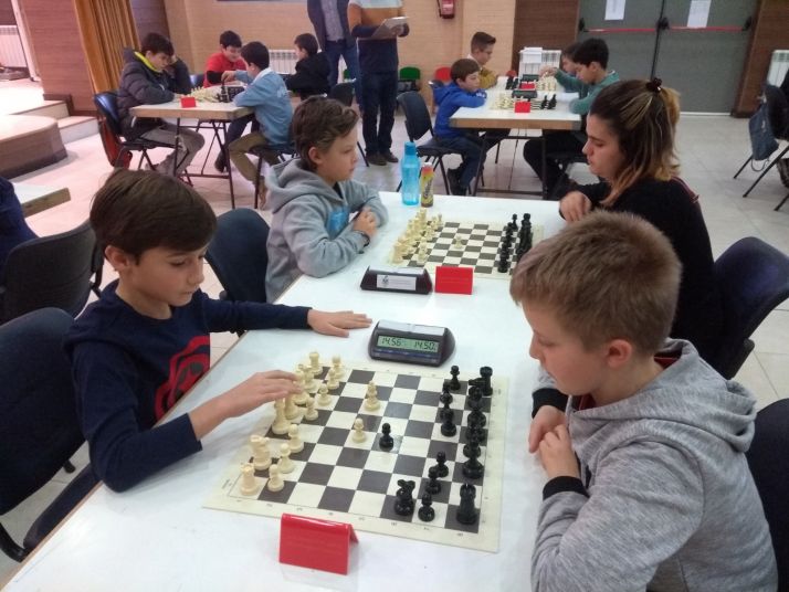 Muy disputado el VII Torneo infantil de ajedrez Camaretas