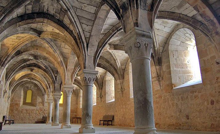 Sala de los Conversos, en el interior del monasterio. 